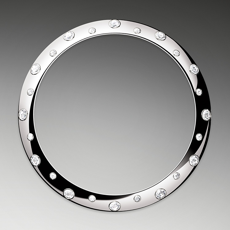 Diamond-set bezel